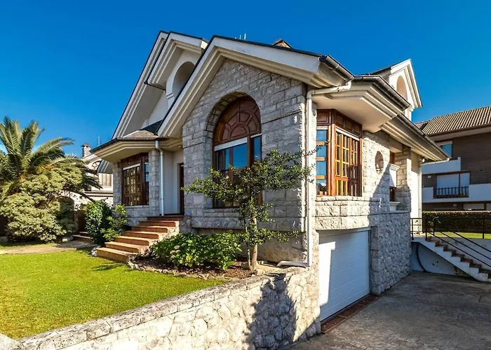 別荘 Con Jardin Junto A La Playa De Berria *