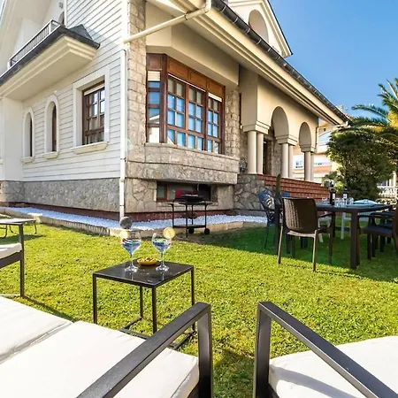 Hébergement de vacances Con Jardin Junto A La Playa De Berria *